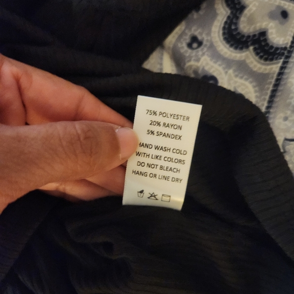 Sage the label top size m nwt - Picture 7 of 7